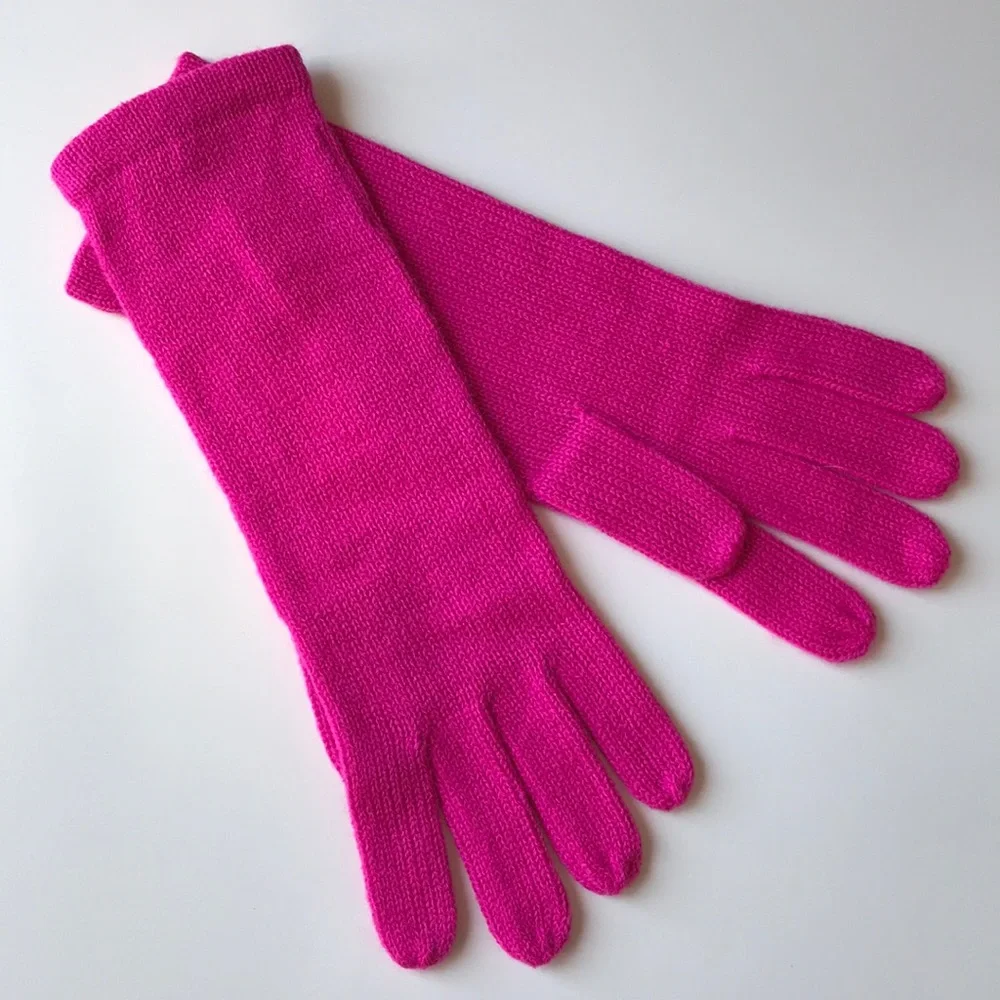 The Limited Knit Gloves